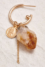 Load image into Gallery viewer, Flavia Earrings