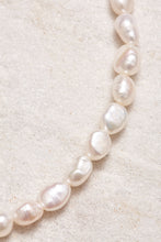 Load image into Gallery viewer, Olivia Necklace