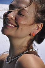 Load image into Gallery viewer, Lily Earrings